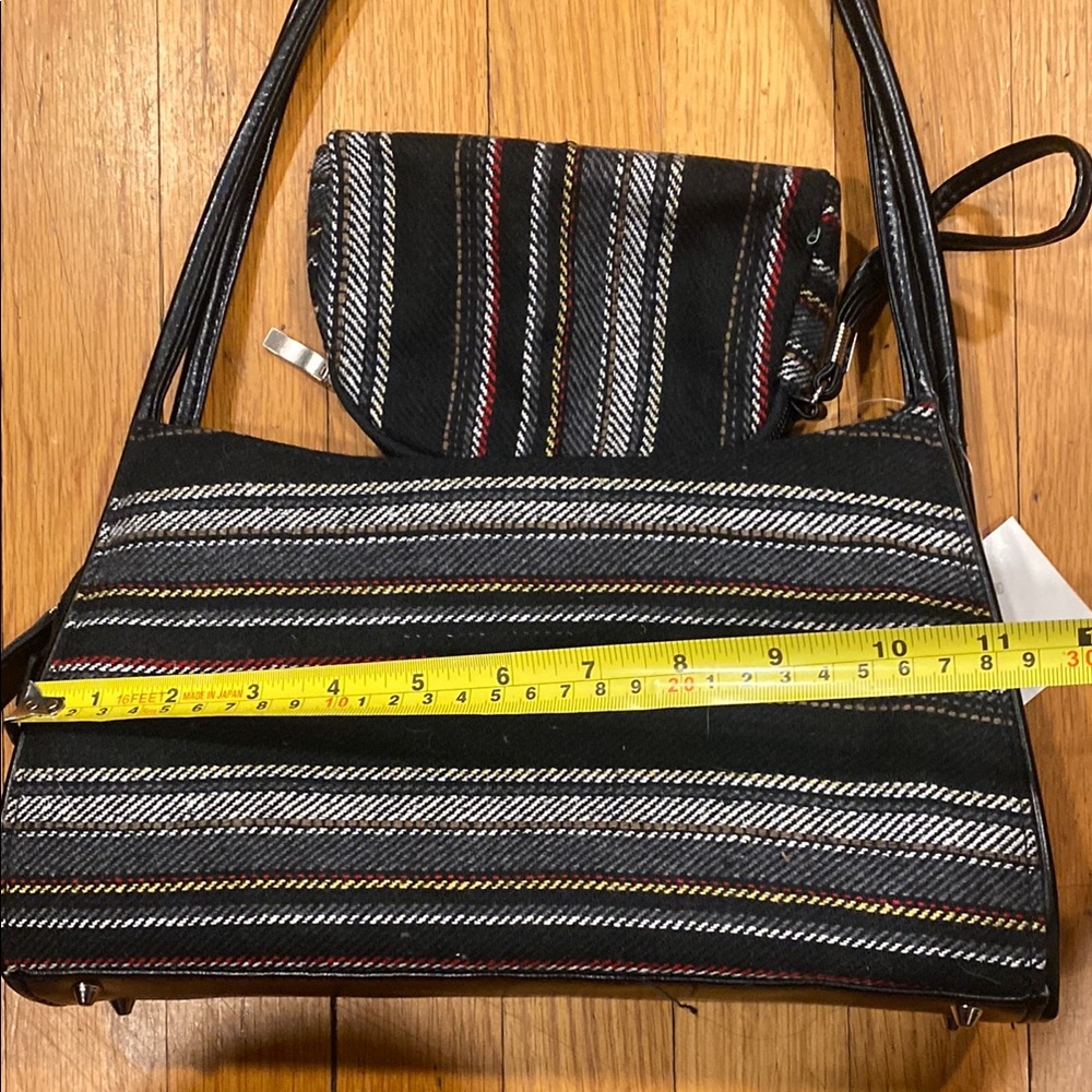 FASHION Purse - Picture 8 of 9